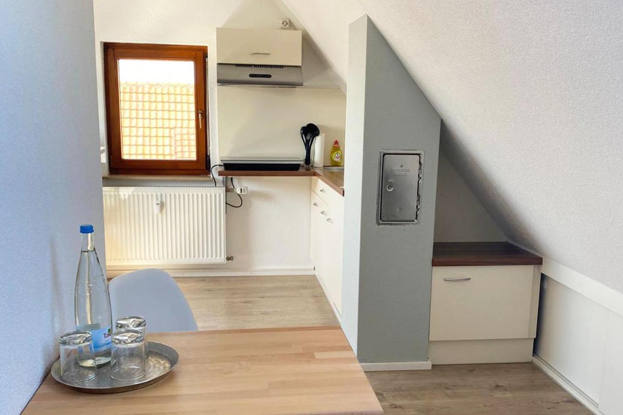 Gemuetliche 2 Zimmerwohnung Mit Tv Und Wlan Wendlingen am Neckar Εξωτερικό φωτογραφία